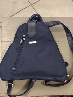 Baggallini Navy Crossbody with Gold Logo Plate